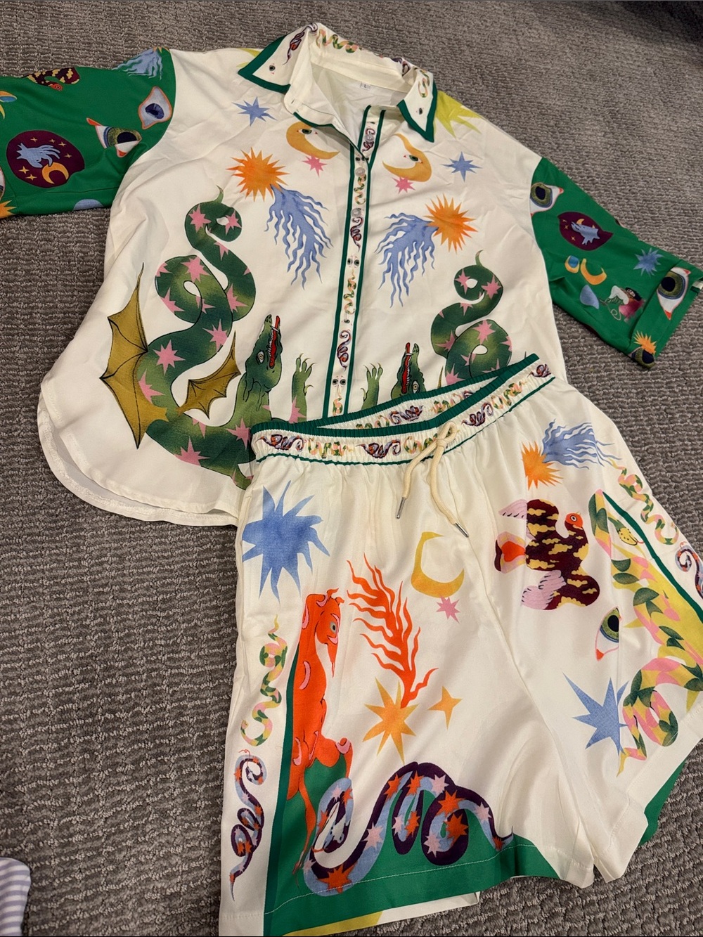 Women’s Cream & Green Dragon Print Shirt and Shorts Set
